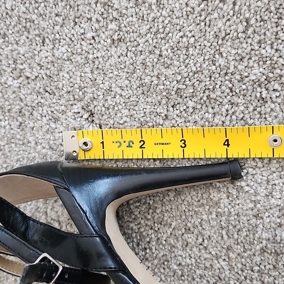 VGUC Ellen Tracy Strappy Heeled Sandals, Black - Picture 5 of 5